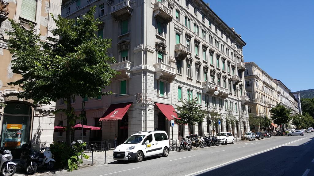 Residence San Marco Триест Экстерьер фото