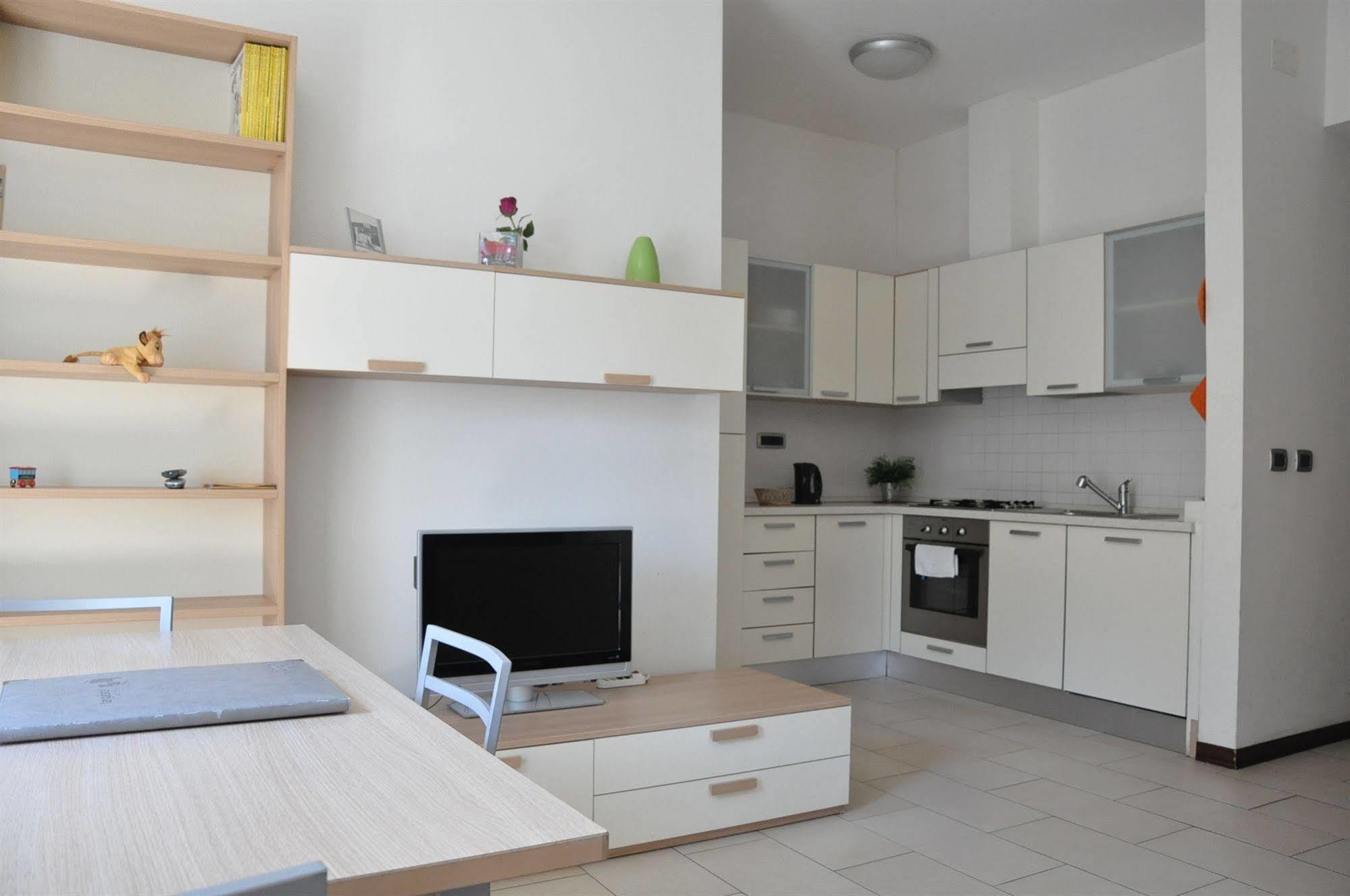 Residence San Marco Триест Экстерьер фото